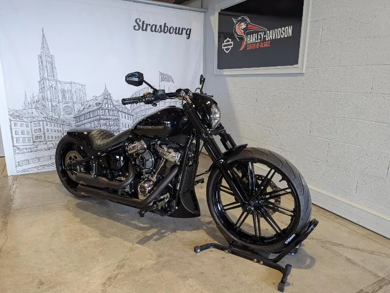 SOFTAIL BREAKOUT 1868