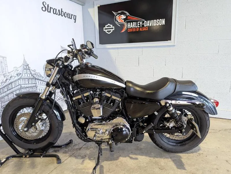SPORTSTER CUSTOM 1200