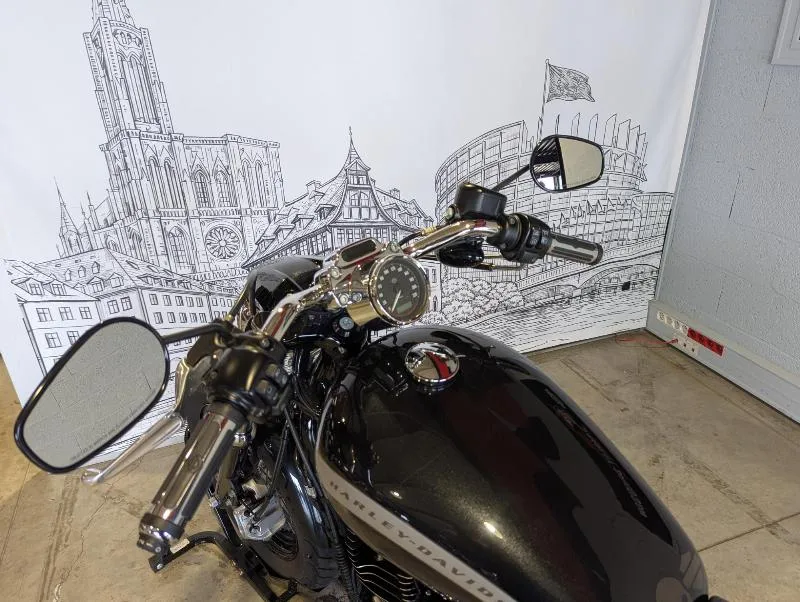 SPORTSTER CUSTOM 1200