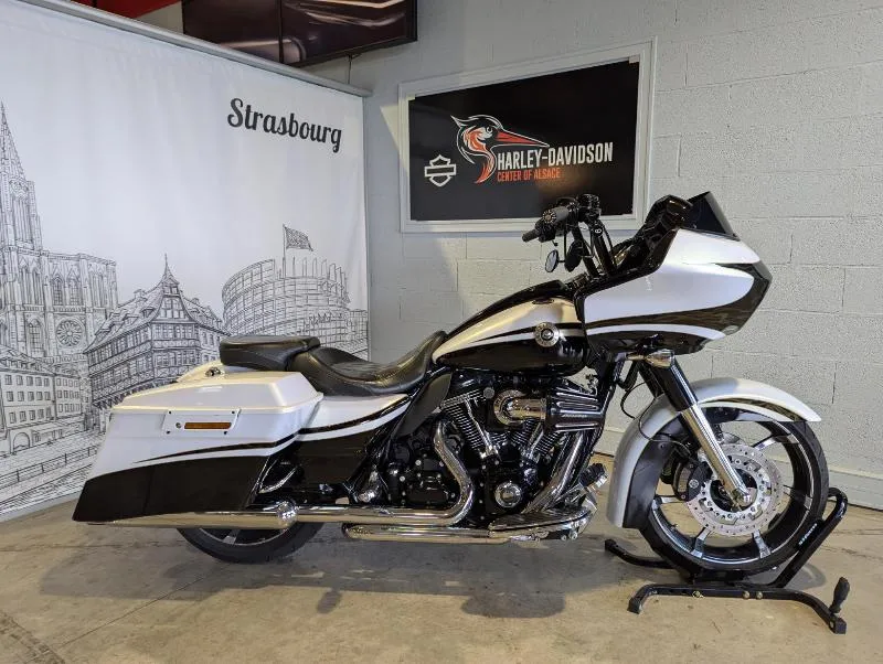 TOURING ROAD GLIDE 1800 CVO