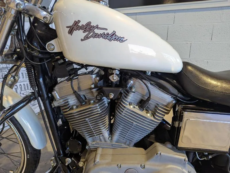 SPORTSTER 883