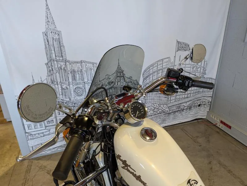 SPORTSTER 883