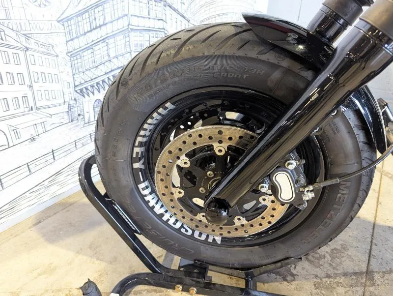 DYNA FAT BOB 1584
