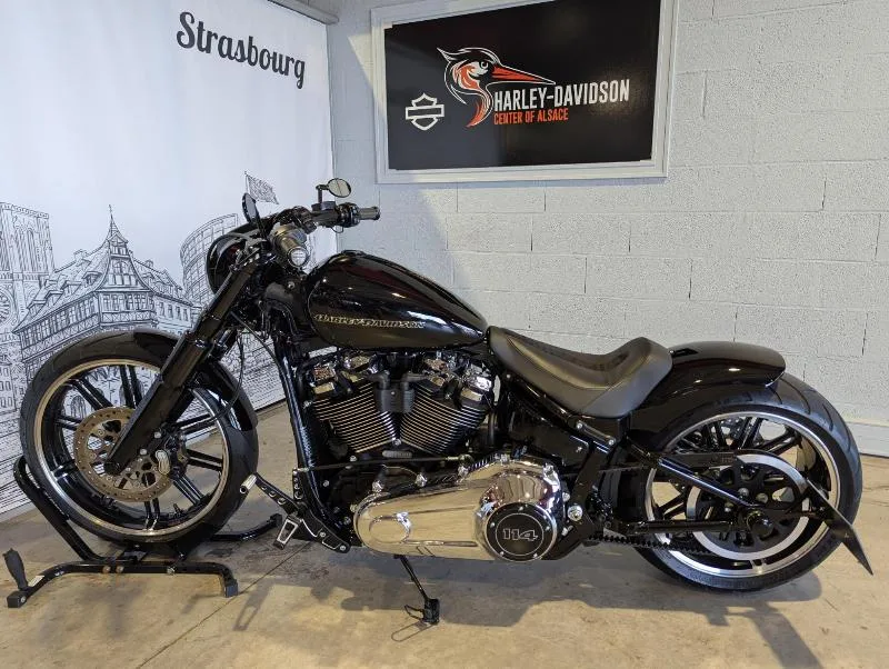 SOFTAIL BREAKOUT 1868