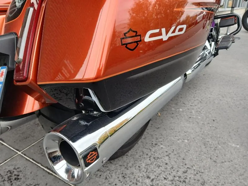 TOURING ROAD GLIDE 1977 CVO