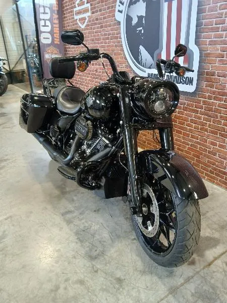 TOURING ROAD KING 1800 SPECIAL