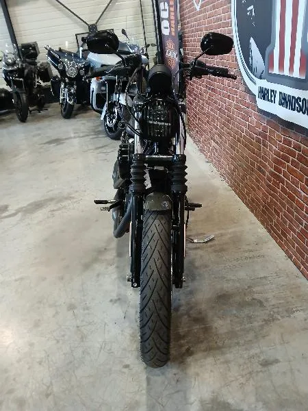 SPORTSTER 883