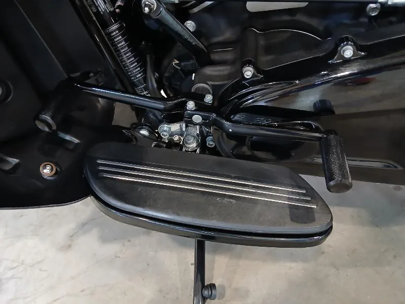 TOURING STREET GLIDE 1868 SPECIAL