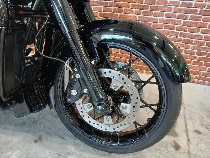 TOURING STREET GLIDE 1868 SPECIAL