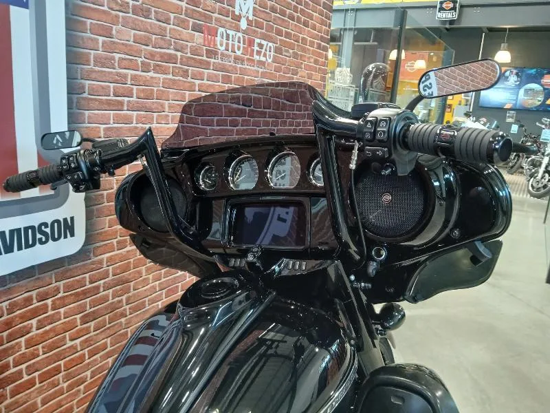 TOURING STREET GLIDE 1868 SPECIAL