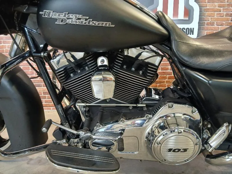 TOURING STREET GLIDE 1690 SPECIAL