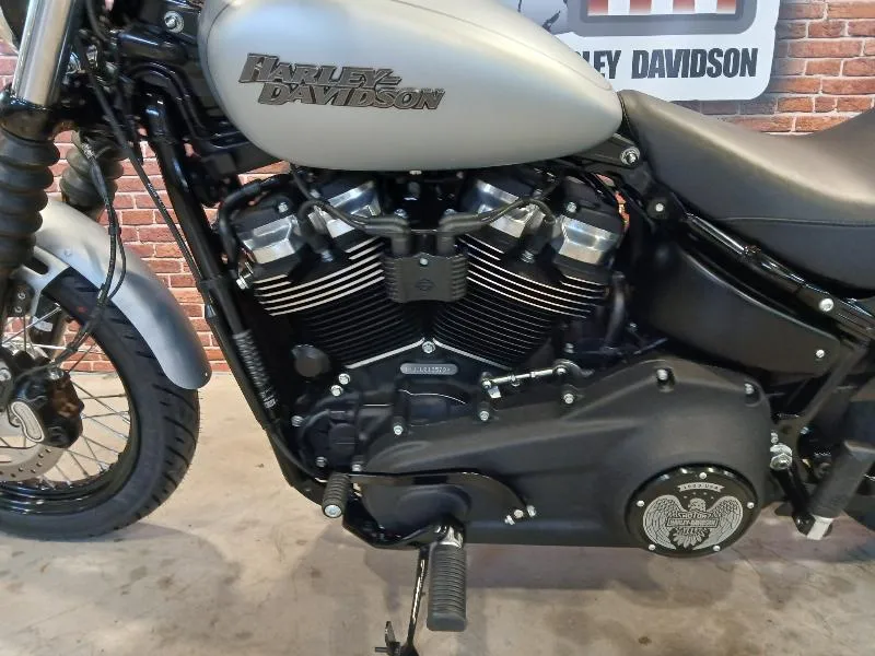 SOFTAIL STREET BOB 1745