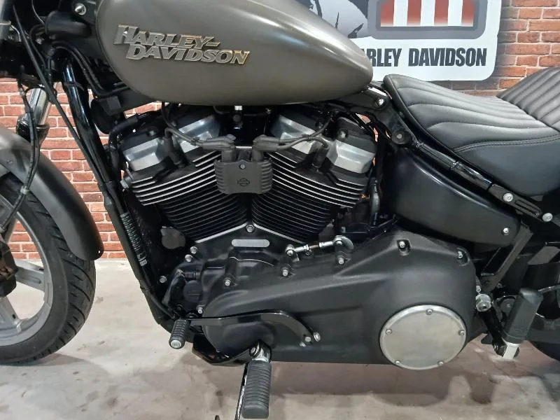 SOFTAIL STREET BOB 1745