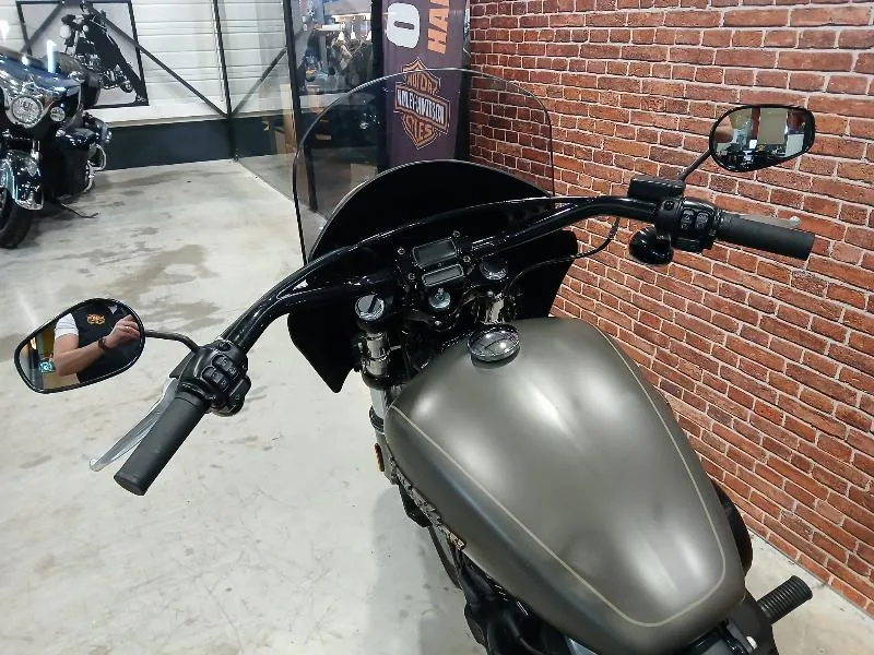 SOFTAIL STREET BOB 1745