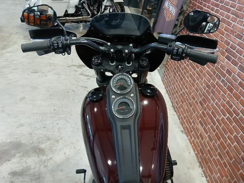 SOFTAIL LOW RIDER 1868 S