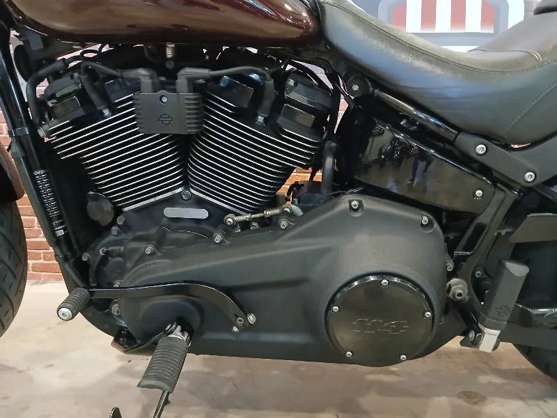 SOFTAIL LOW RIDER 1868 S