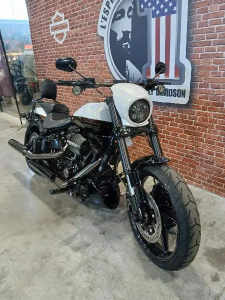 SOFTAIL BREAKOUT 1800 PRO STREET CVO