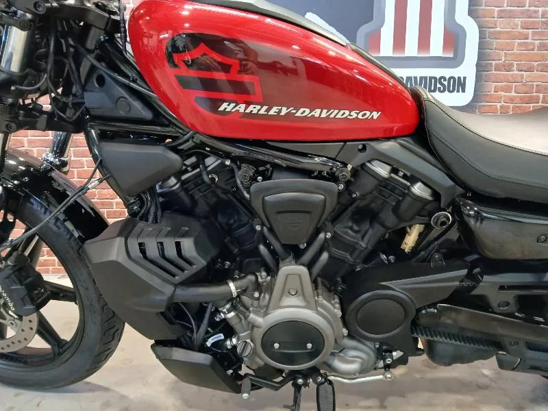 SPORTSTER NIGHTSTER 975