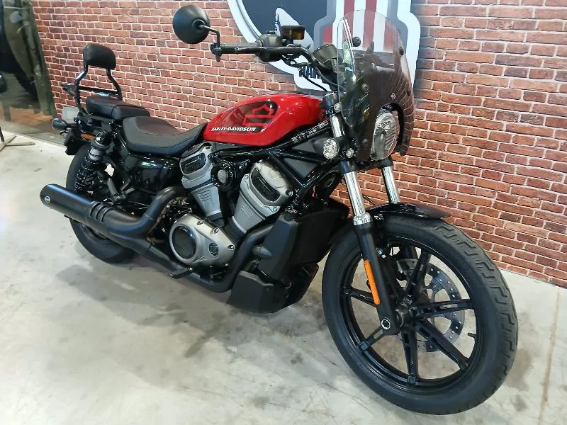 SPORTSTER NIGHTSTER 975