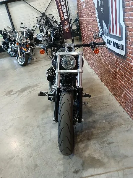 SOFTAIL BREAKOUT 1690