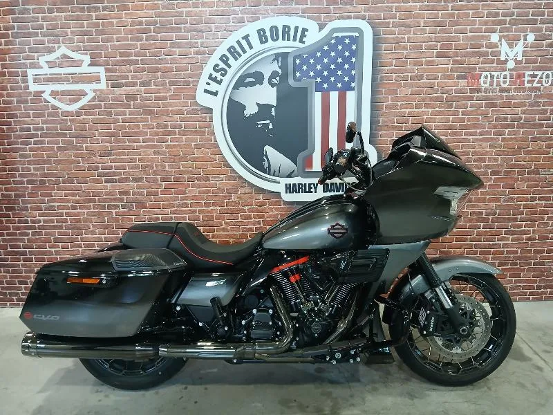 TOURING ROAD GLIDE 1977 CVO