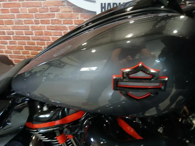 TOURING ROAD GLIDE 1977 CVO