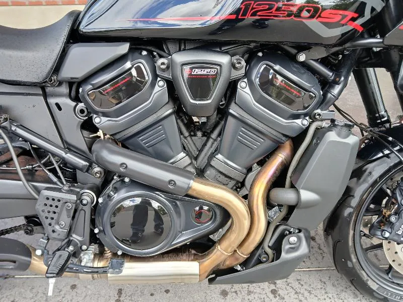 ADVENTURE PAN AMERICA 1250 ST
