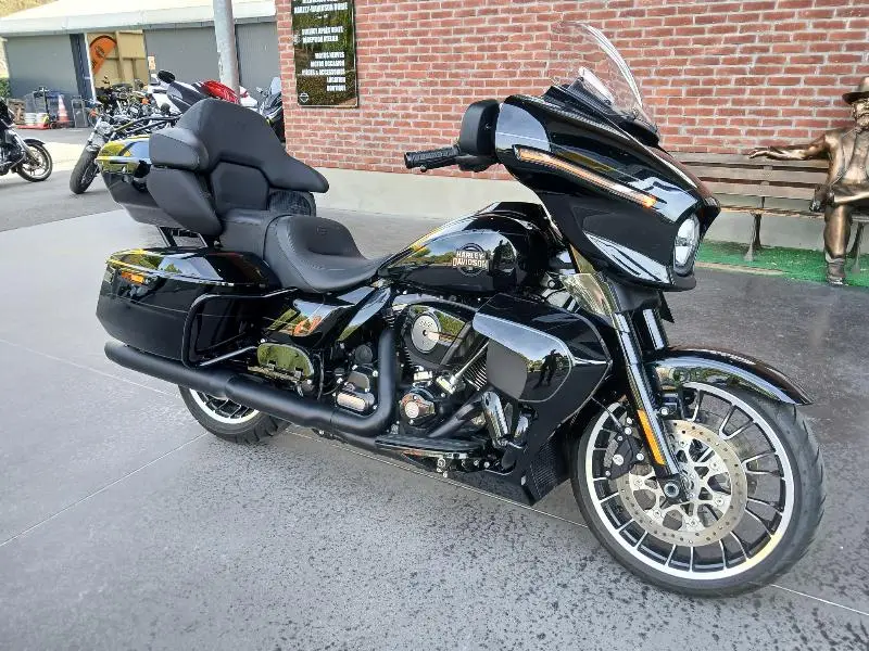 TOURING STREET GLIDE 1923 LIMITED