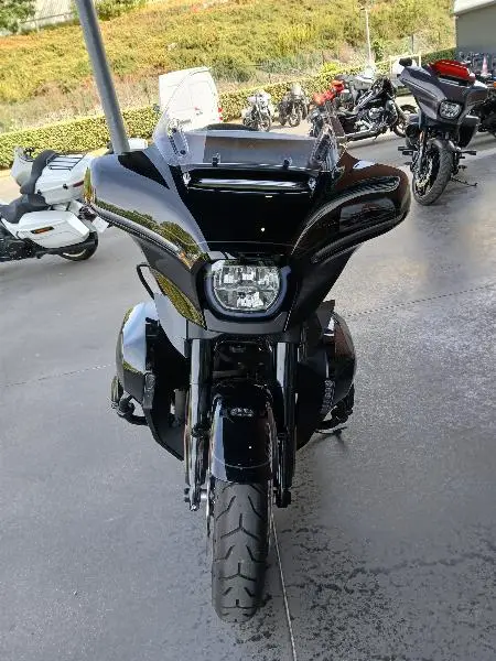 TOURING STREET GLIDE 1923 LIMITED