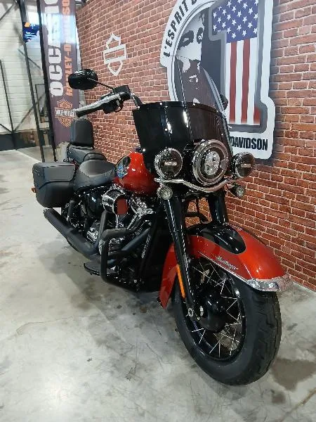 SOFTAIL HERITAGE 1923 CLASSIC