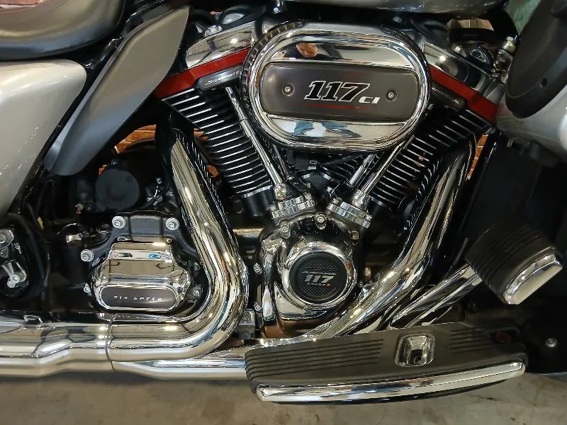TOURING STREET GLIDE 1977 CVO 