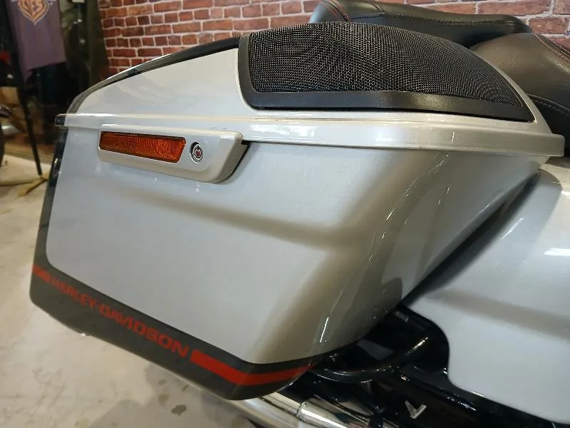 TOURING STREET GLIDE 1977 CVO 