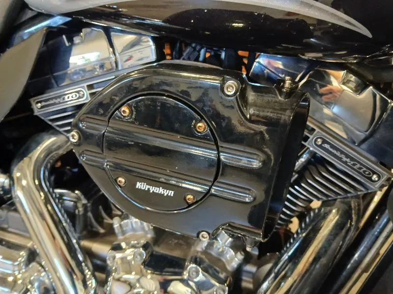 TOURING STREET GLIDE 1800 CVO