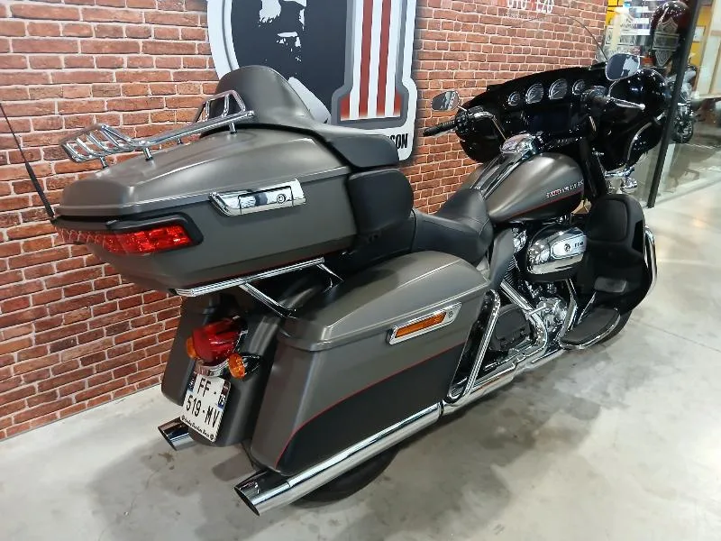 TOURING ELECTRA GLIDE 1868 ULTRA LIMITED