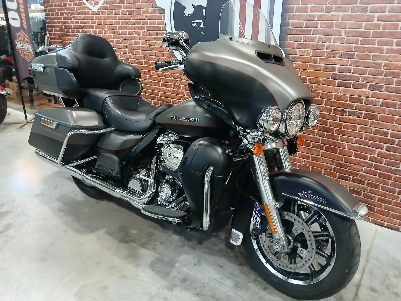TOURING ELECTRA GLIDE 1868 ULTRA LIMITED