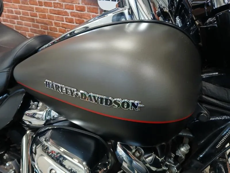 TOURING ELECTRA GLIDE 1868 ULTRA LIMITED
