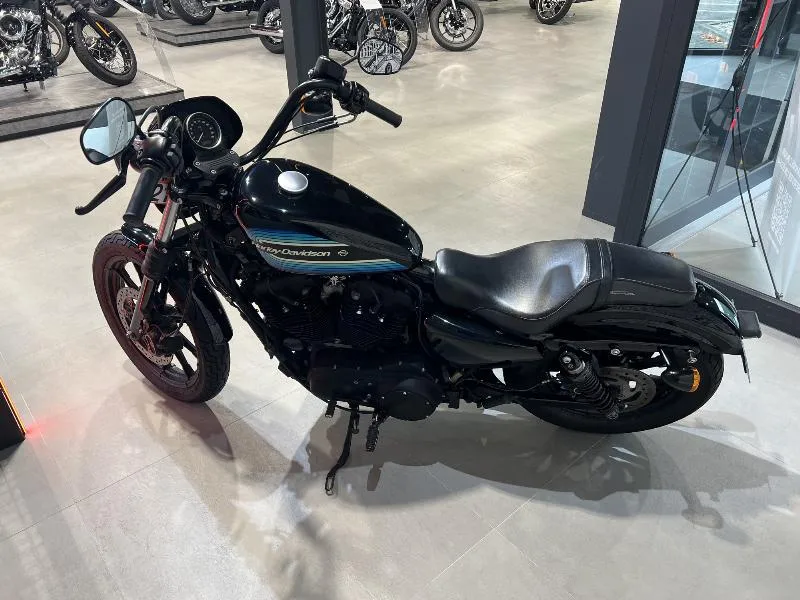 SPORTSTER IRON 1200
