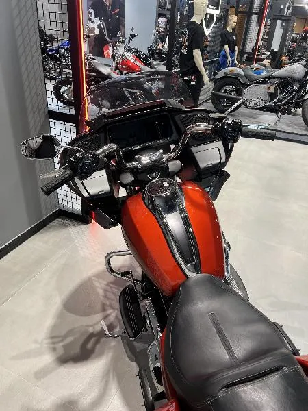 TOURING ROAD GLIDE 1923