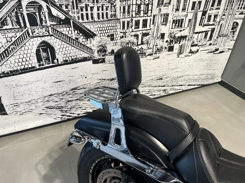 DYNA FAT BOB 1584