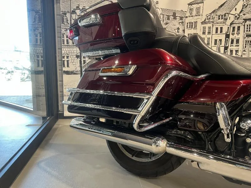 TOURING ELECTRA GLIDE 1690 ULTRA LIMITED