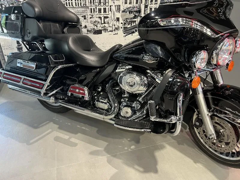TOURING ELECTRA GLIDE 1690 CLASSIC