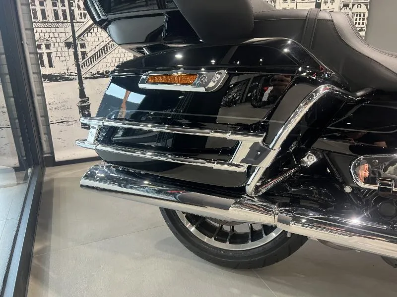 TOURING STREET GLIDE 1923 LIMITED