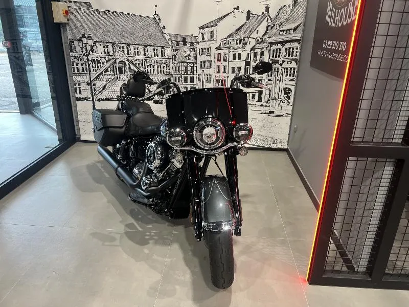 SOFTAIL HERITAGE 1923 CLASSIC