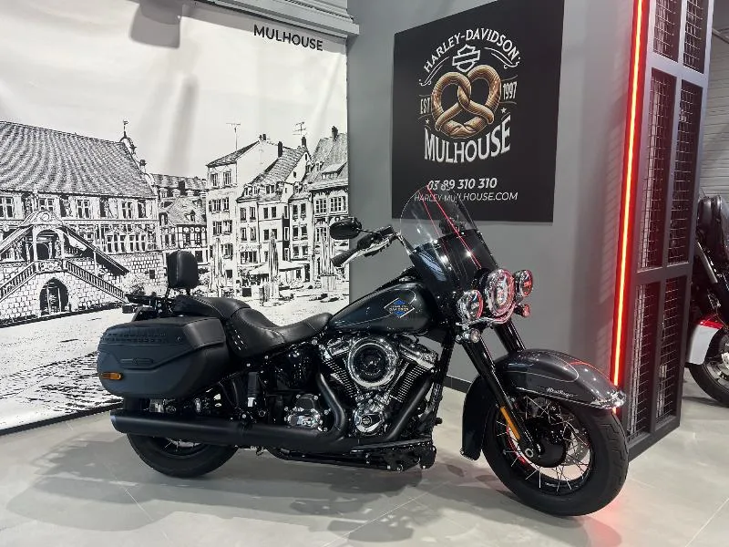 SOFTAIL HERITAGE 1923 CLASSIC
