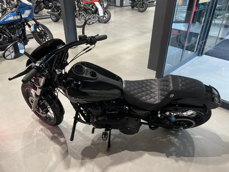 DYNA STREET BOB 1690