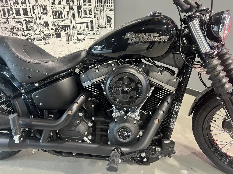 SOFTAIL STREET BOB 1745