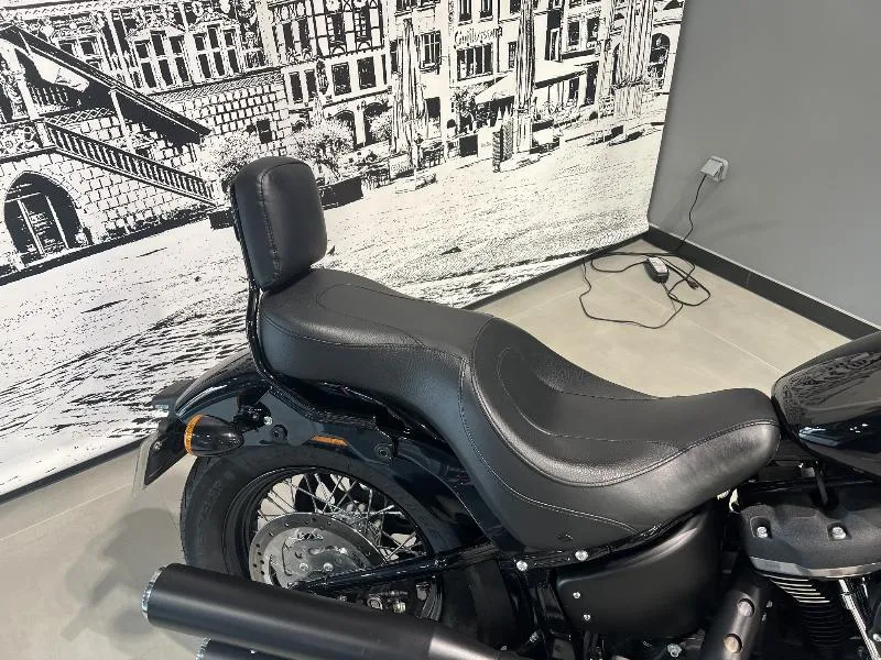 SOFTAIL STREET BOB 1745