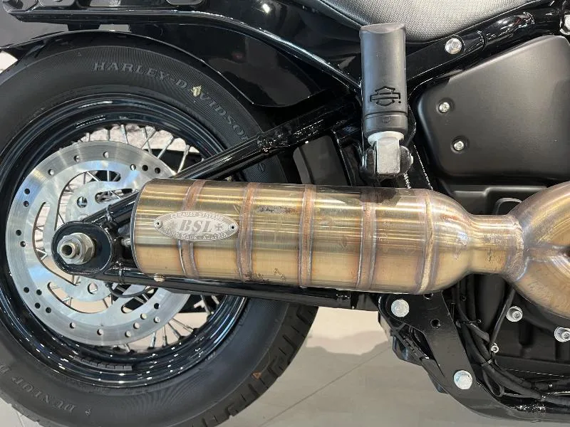 SOFTAIL STREET BOB 1868