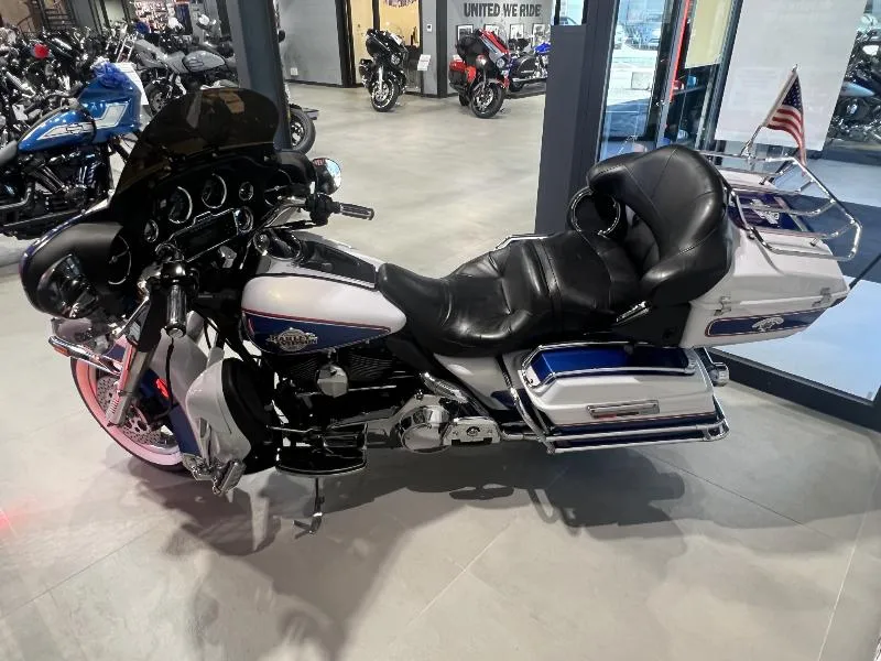 TOURING ELECTRA GLIDE 1584 ULTRA CLASSIC
