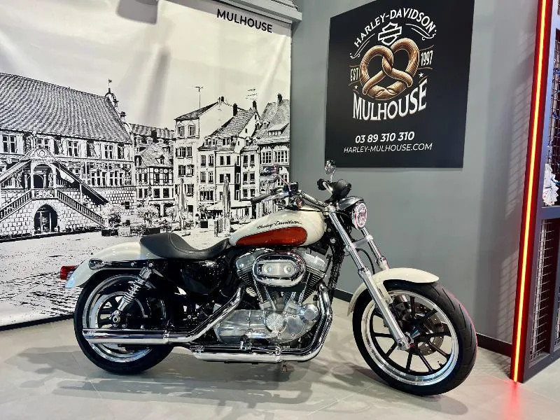 SPORTSTER SUPERLOW 883 